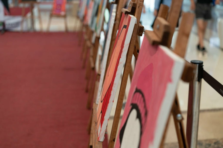 Peinture Faite De Deux Tableaux Qui Se Rabattent Peinture Tableau & Tableau Peinture™